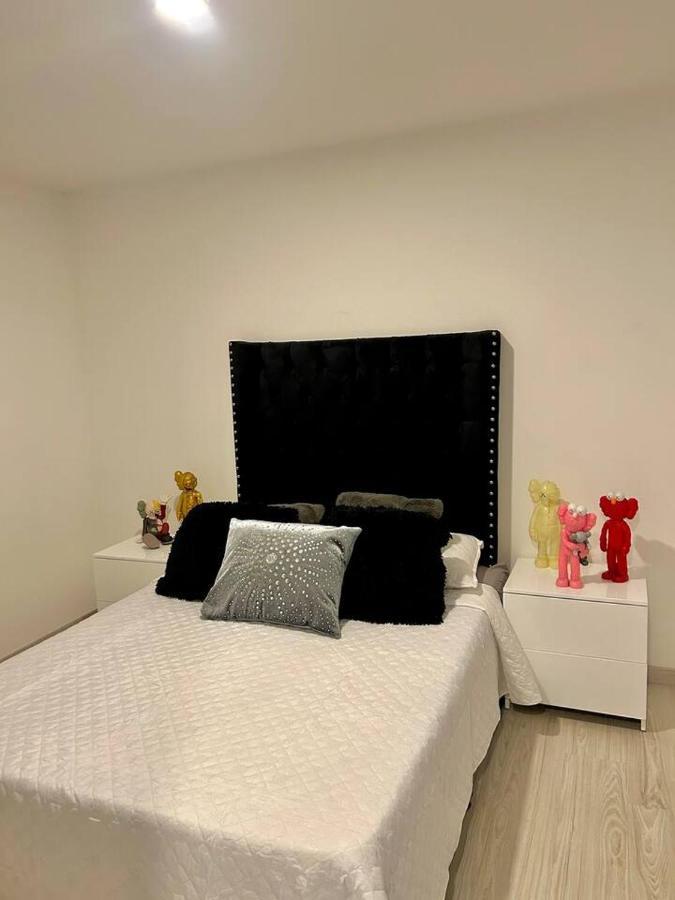 Apartamento Av El Poblado Apartment Medellin